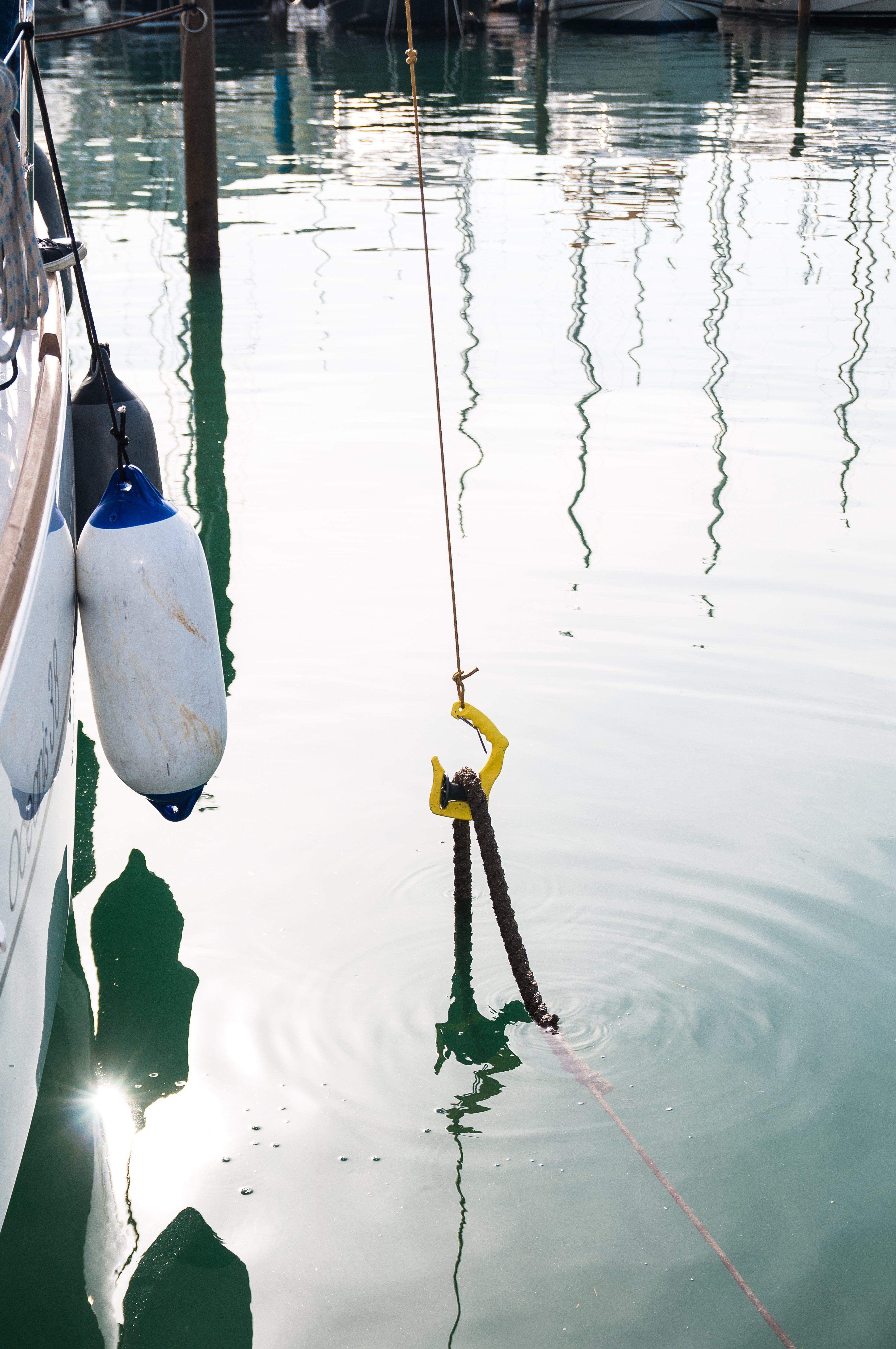 GHOOK Rotating Mooring Hook - BOATASY | Canadian Marine & Outdoor Equipment